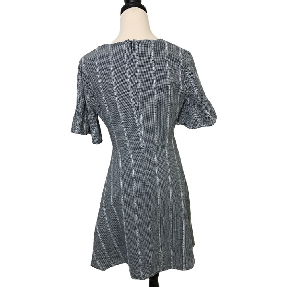CeCe Ruffle Black White Pintuck Mini Dress - Picture 3 of 7
